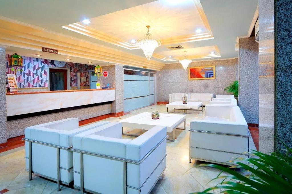 Patra Comfort Jakarta Exterior photo