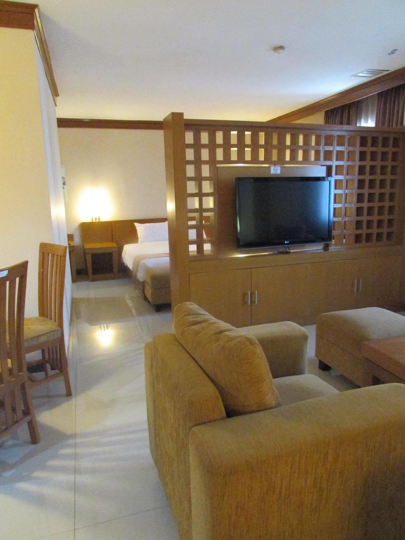 Patra Comfort Jakarta Exterior photo
